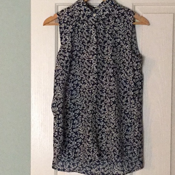 Shirt - Picture 2 of 3